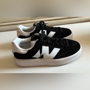 New Balance CT302 Athletic Shoe - Black & White Men’s 8 Women’s 9.5 Sneakers